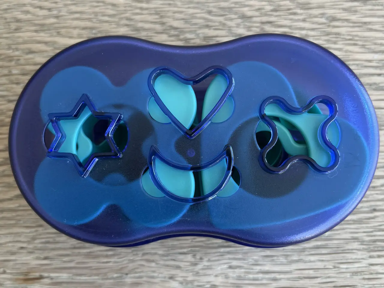 Billede 2 - Tupperware bagetilbehør, udstikkere 8 stk. 