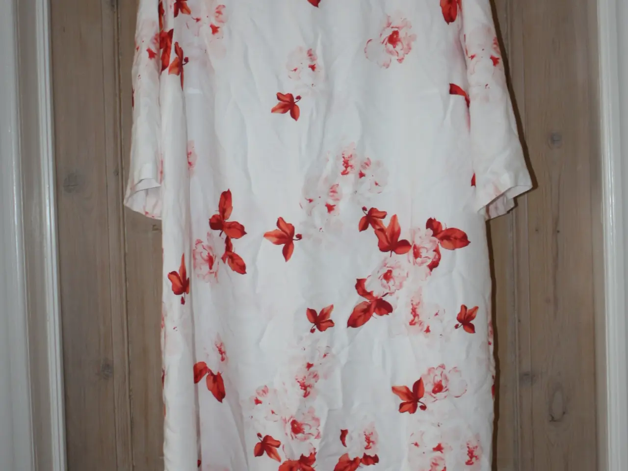 Billede 2 - One Two Luxzuz kjole str. 44 Viscose 100%