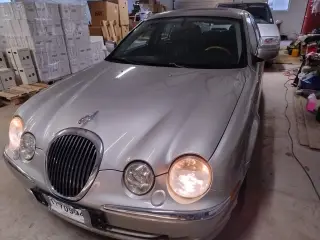 JAUGAR V6 245 hk læder soltag ikke ryger