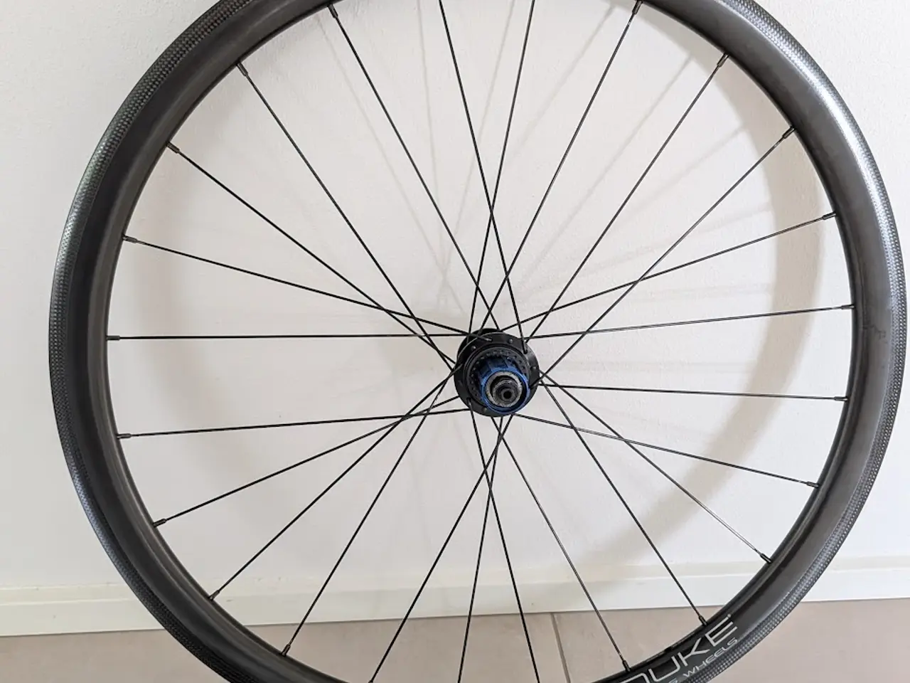 Billede 3 - Superlette Carbonhjul - 1.300g