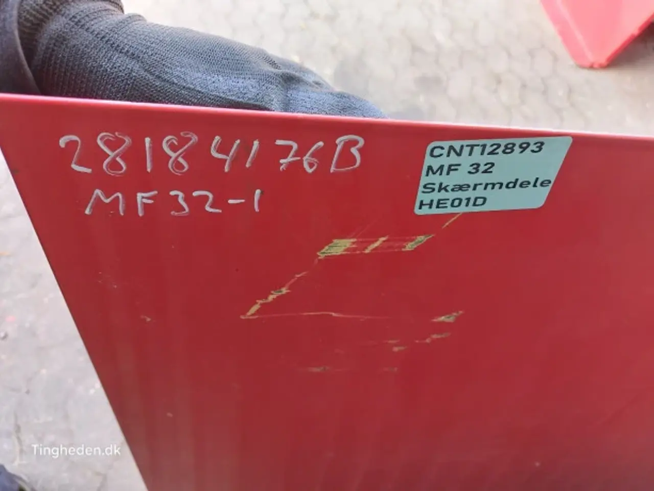 Billede 8 - Massey Ferguson 32 Skærmdele D28184176B