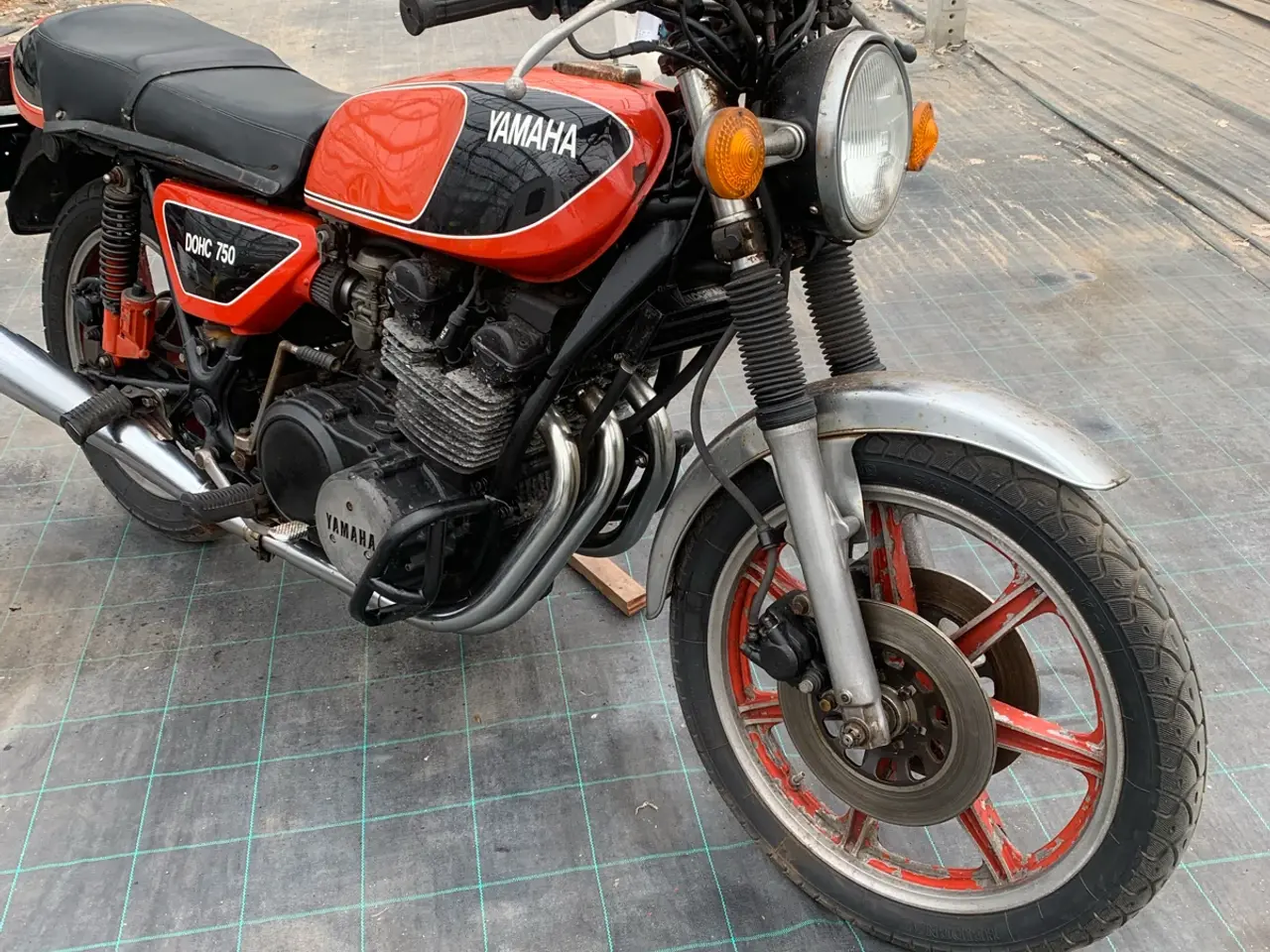 Billede 4 - Yamaha xs 750 triple
