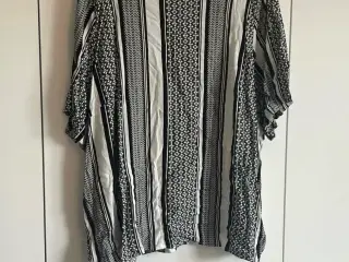 Mønstret t-shirt fra Only Carmakoma
