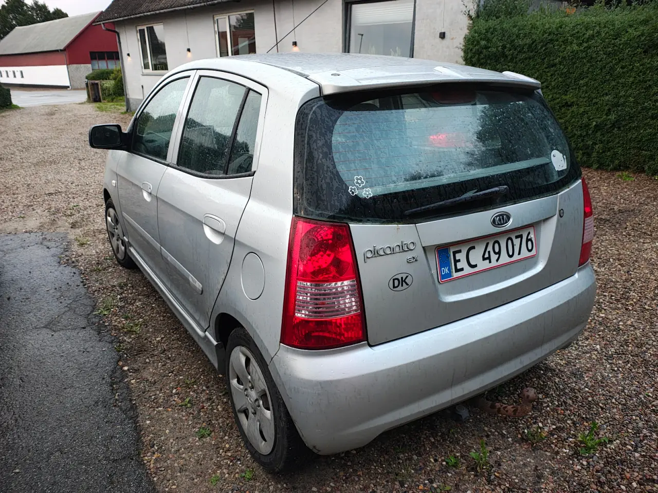 Billede 4 - Kia Picanto med syn og plader