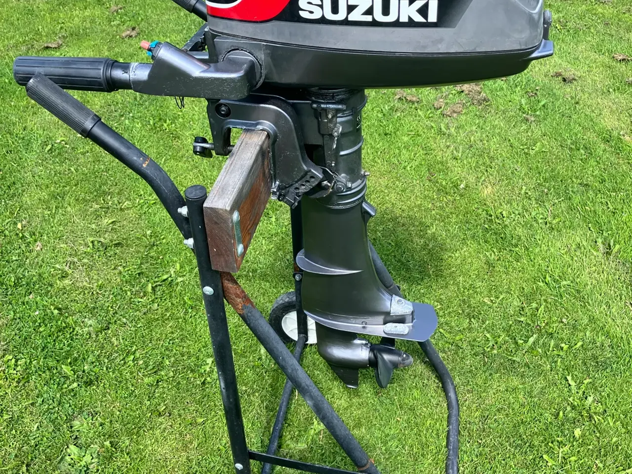 Billede 2 - Suzuki 4 hk påhængsmotor