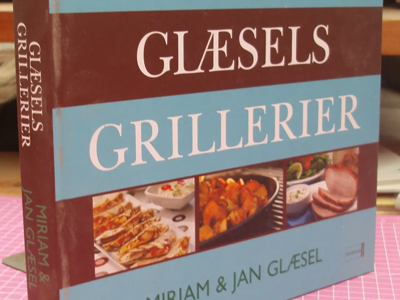 Billede 1 - Weber præsenterer; Glæsels Grillerier