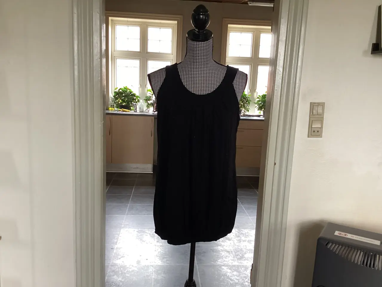 Billede 5 - Dametøj. Str : M- L- XL-44-46-XXL.