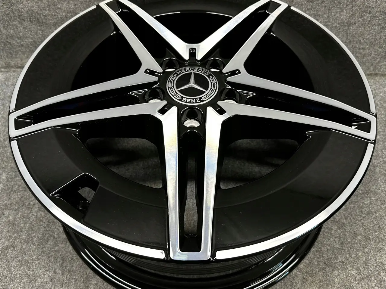 Billede 1 - MERCEDES EQA EQB KLASSE 18 AMG S243 W243 7,5J x18"