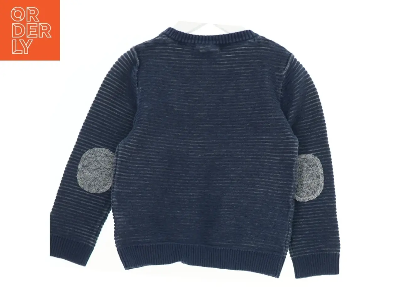Billede 2 - Bluse (str. 110 cm)