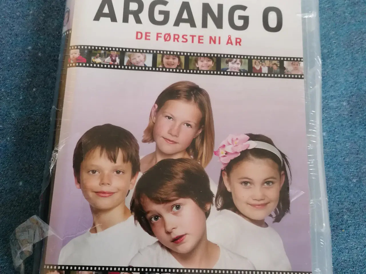Billede 1 - Årgang 0 De første 9 År Uåbnet