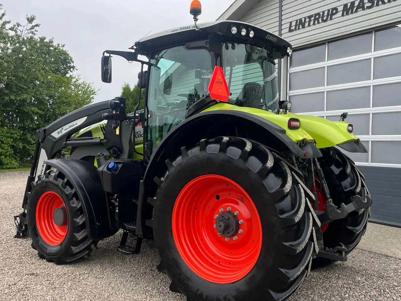 Billede 3 - CLAAS Axion 810 CMATIC Med frontlift og frontlæsser