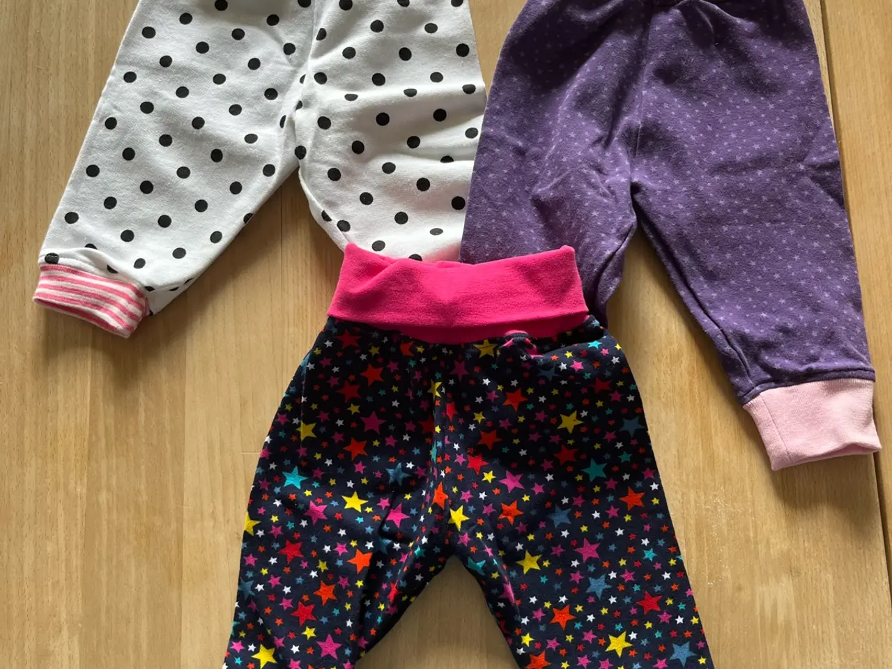 Billede 1 - Unika, eget design- babybukser str. 56