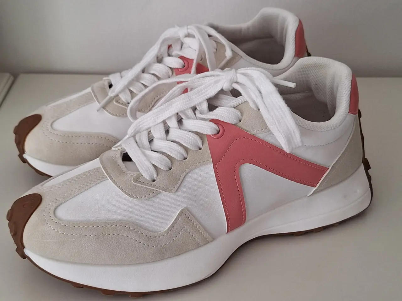 Billede 2 - ONLY sneakers str. 40