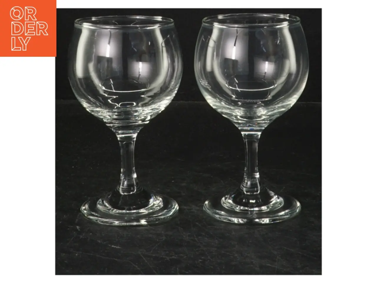 Billede 1 - Sæt med to glas (str. 13 cm. 2 styk)