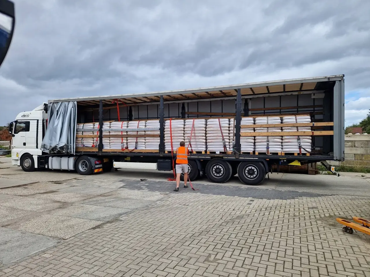 Billede 4 -  6 mm -8mm træpiller 15/990 kg