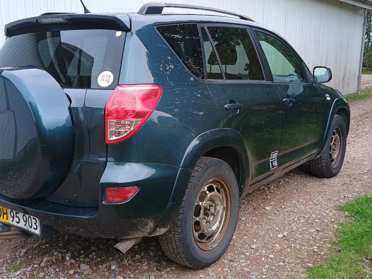 Billede 4 - Nysynet med plader Toyota rav4 4x4