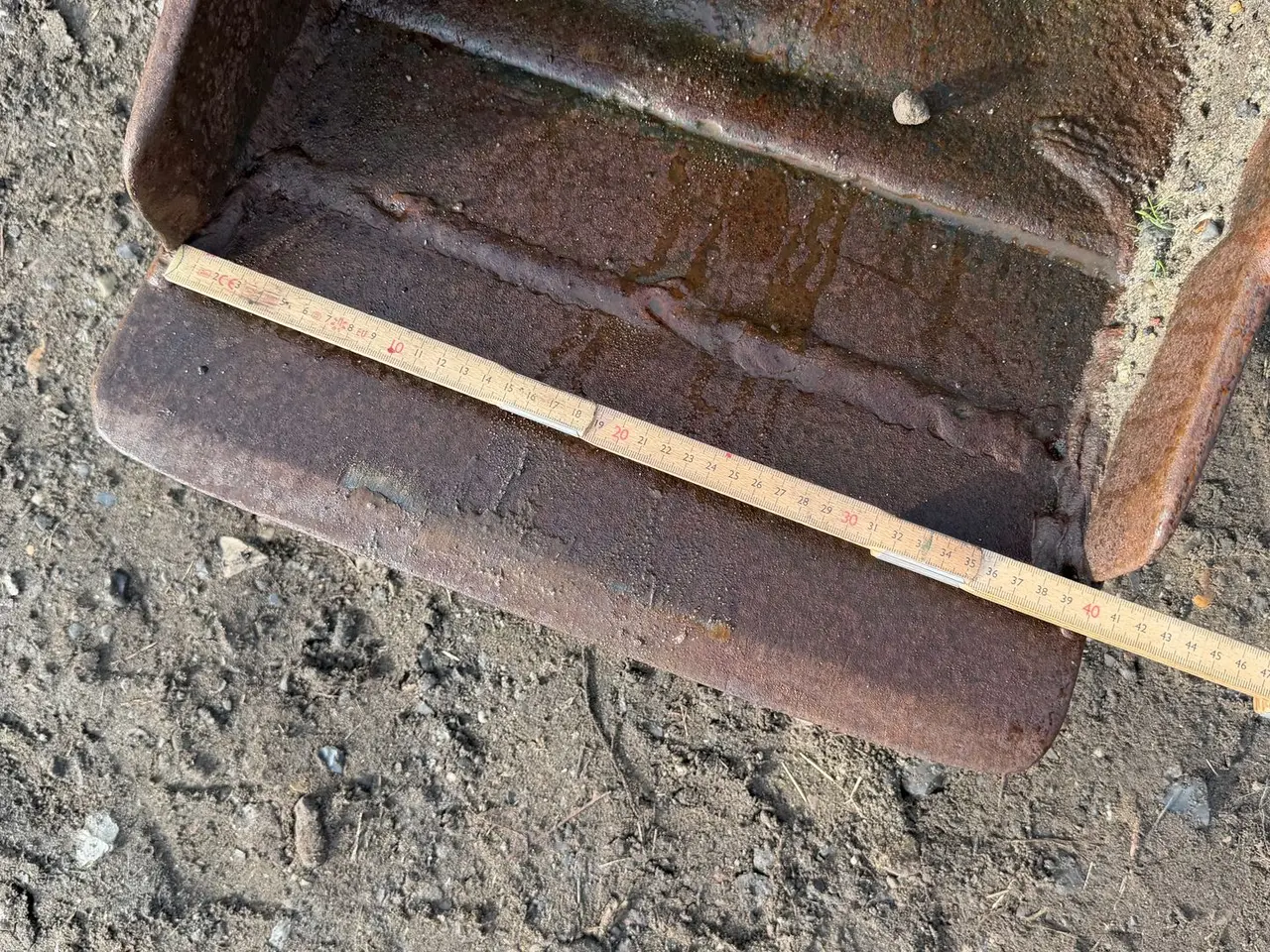 Billede 5 - - - - - - - 40 cm bagskovl - Hydrema Beslag