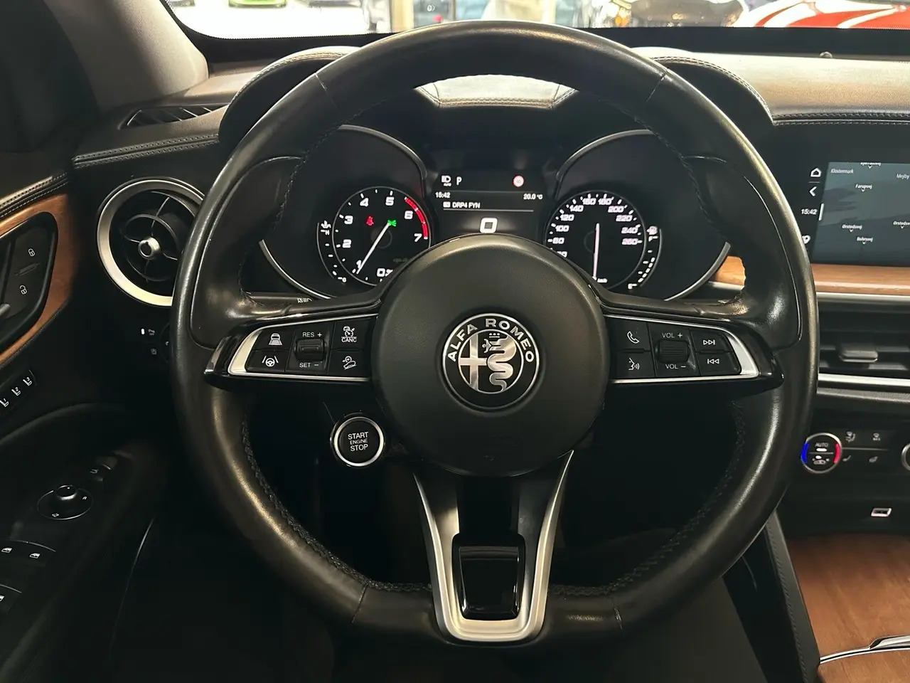 Billede 15 - Alfa Romeo Stelvio 2,0 TB Veloce Q4 280HK 5d 8g Aut.