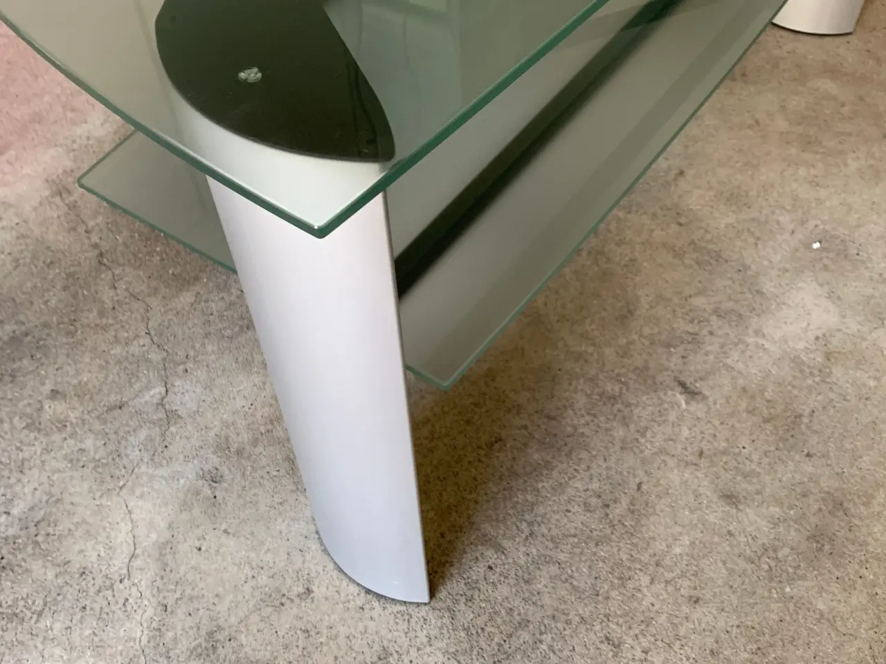 Billede 1 - Tv Bord