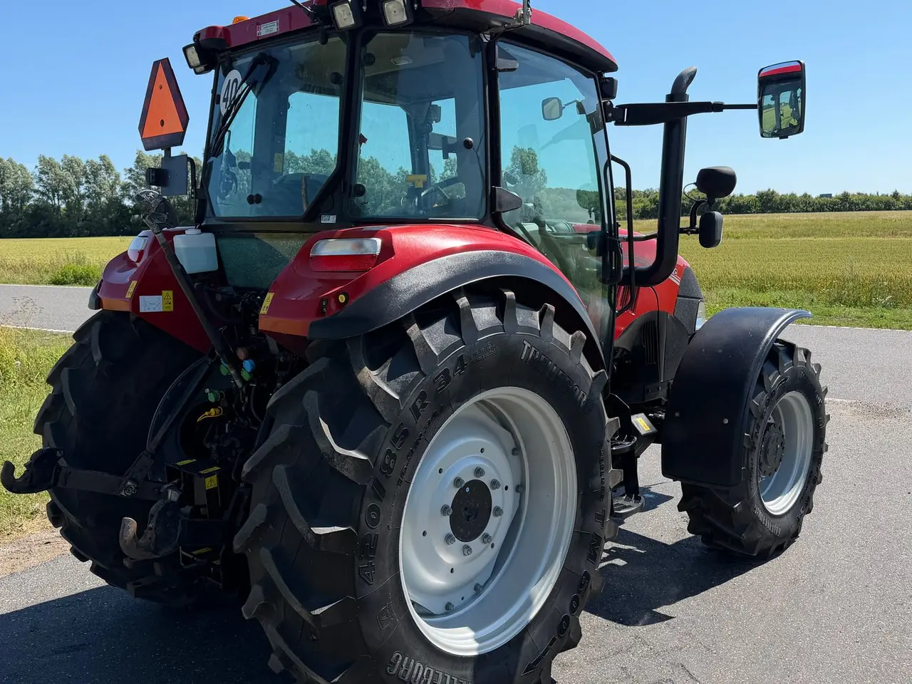 Billede 5 - Case IH Farmall 120C Let brugt traktor, kun 577 timer - Vendegear og Aircon