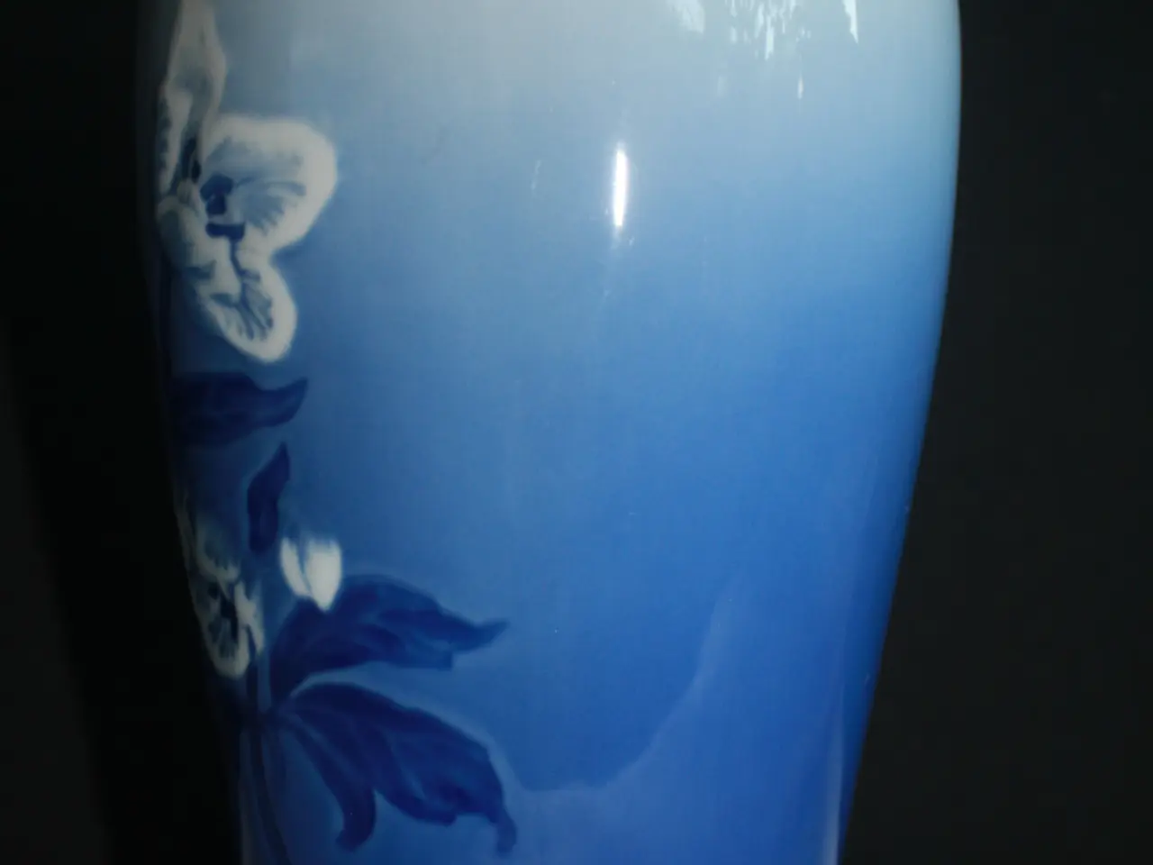 Billede 3 - "Julerose" vase fra Bing og Grøndahl