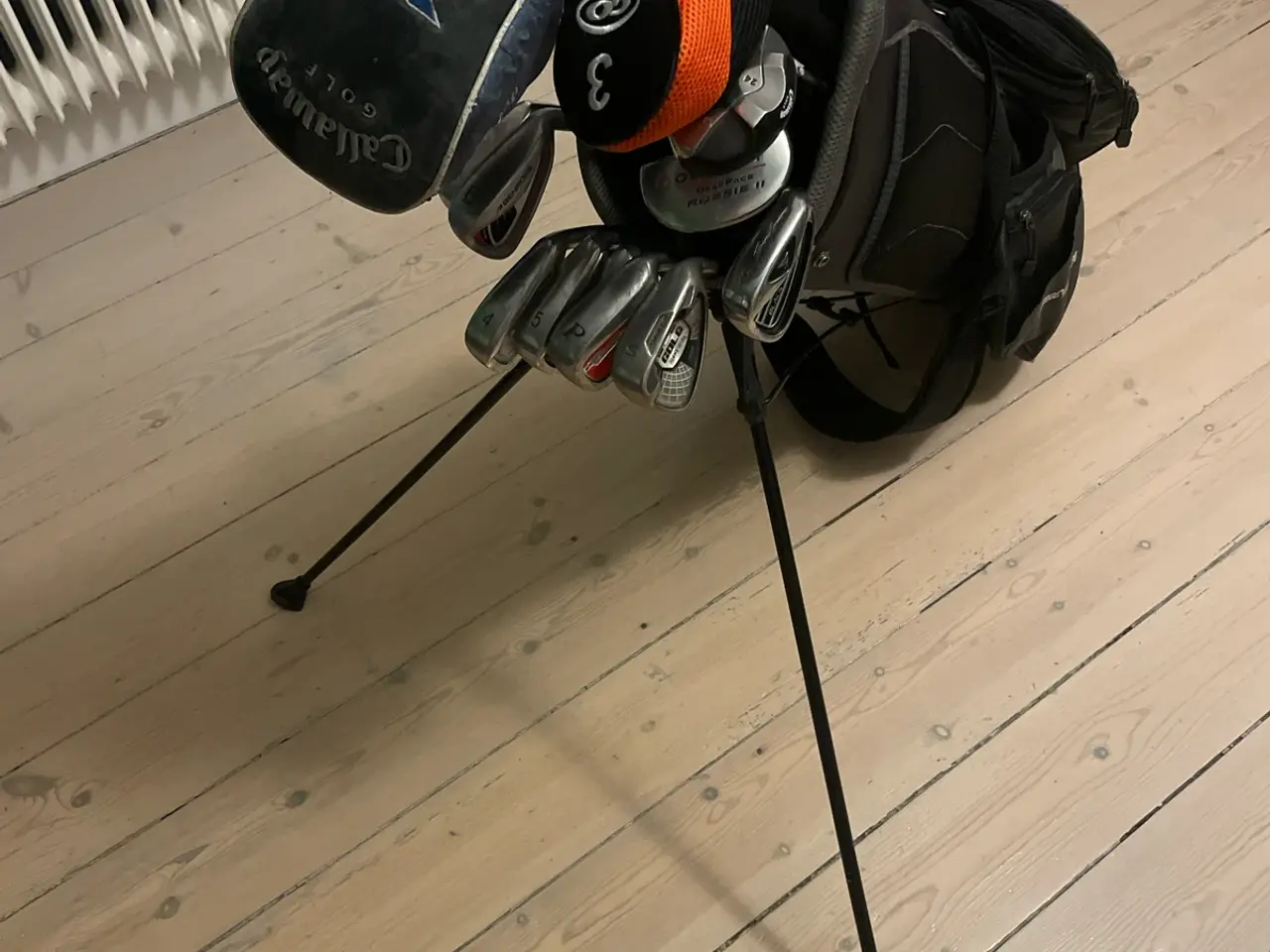 Billede 1 - Komplet golfsæt med vogn og taske
