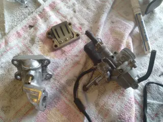 Peugeot speedfight karburator / studs / membran