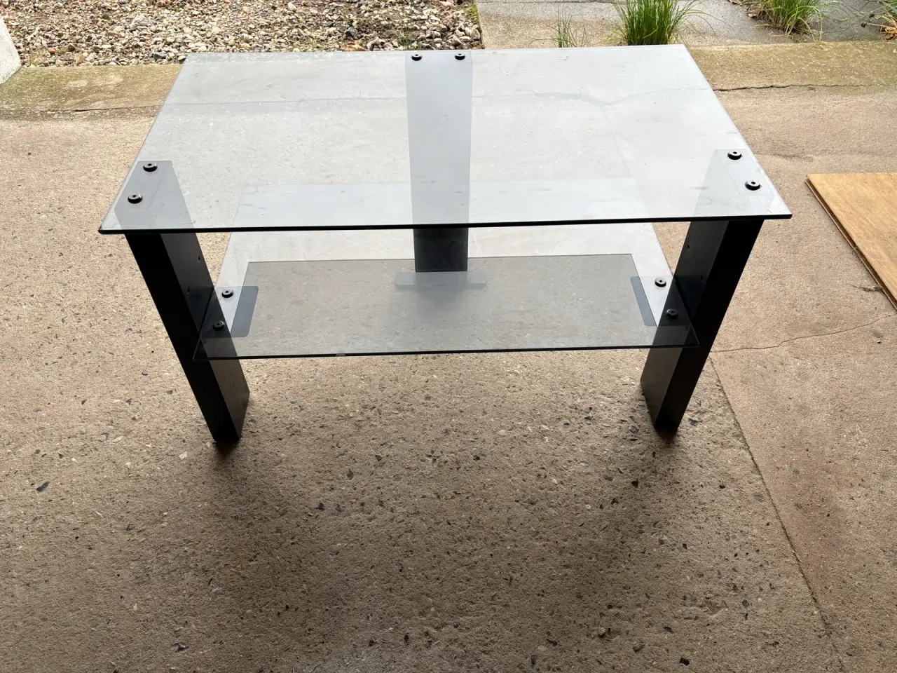 Billede 1 - Tv-bord/ sofa-bord