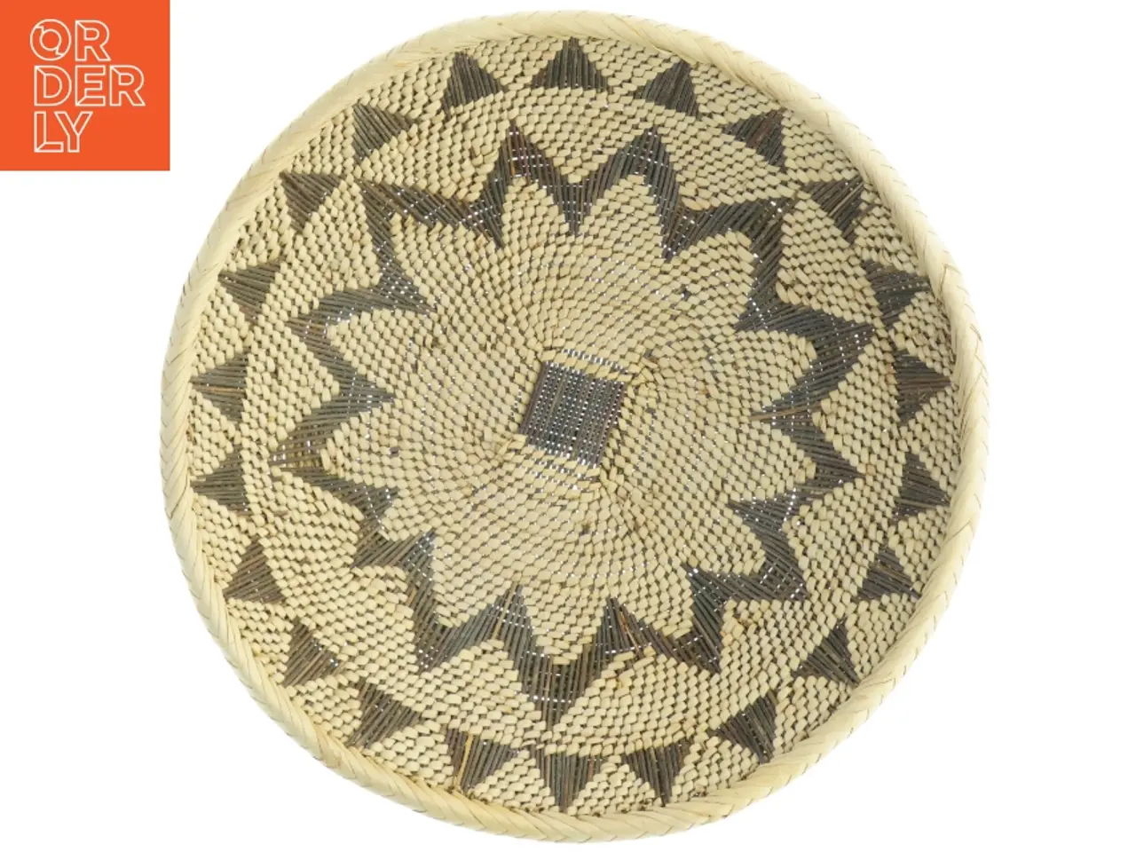 Billede 2 - Flettet kurv med geometrisk mønster (str. 33 x 33 cm)