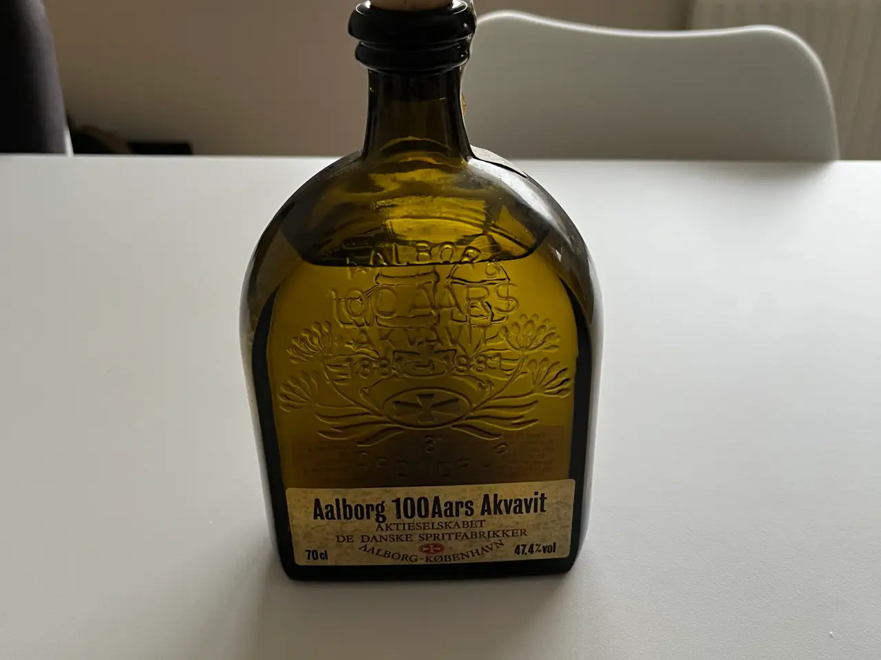 Billede 1 - Aalborg 100 års Akvavit