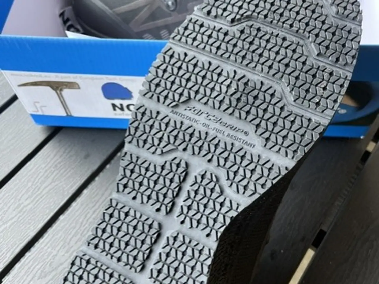 Billede 2 - NOKNOK Style Run99 MOZ® 100% metalfri Sikkerhedssk