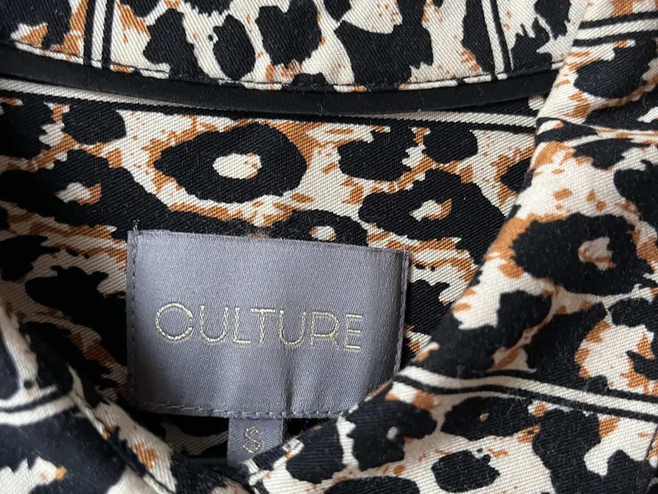 Billede 3 - CULTURE Skjorte Leopardprint S
