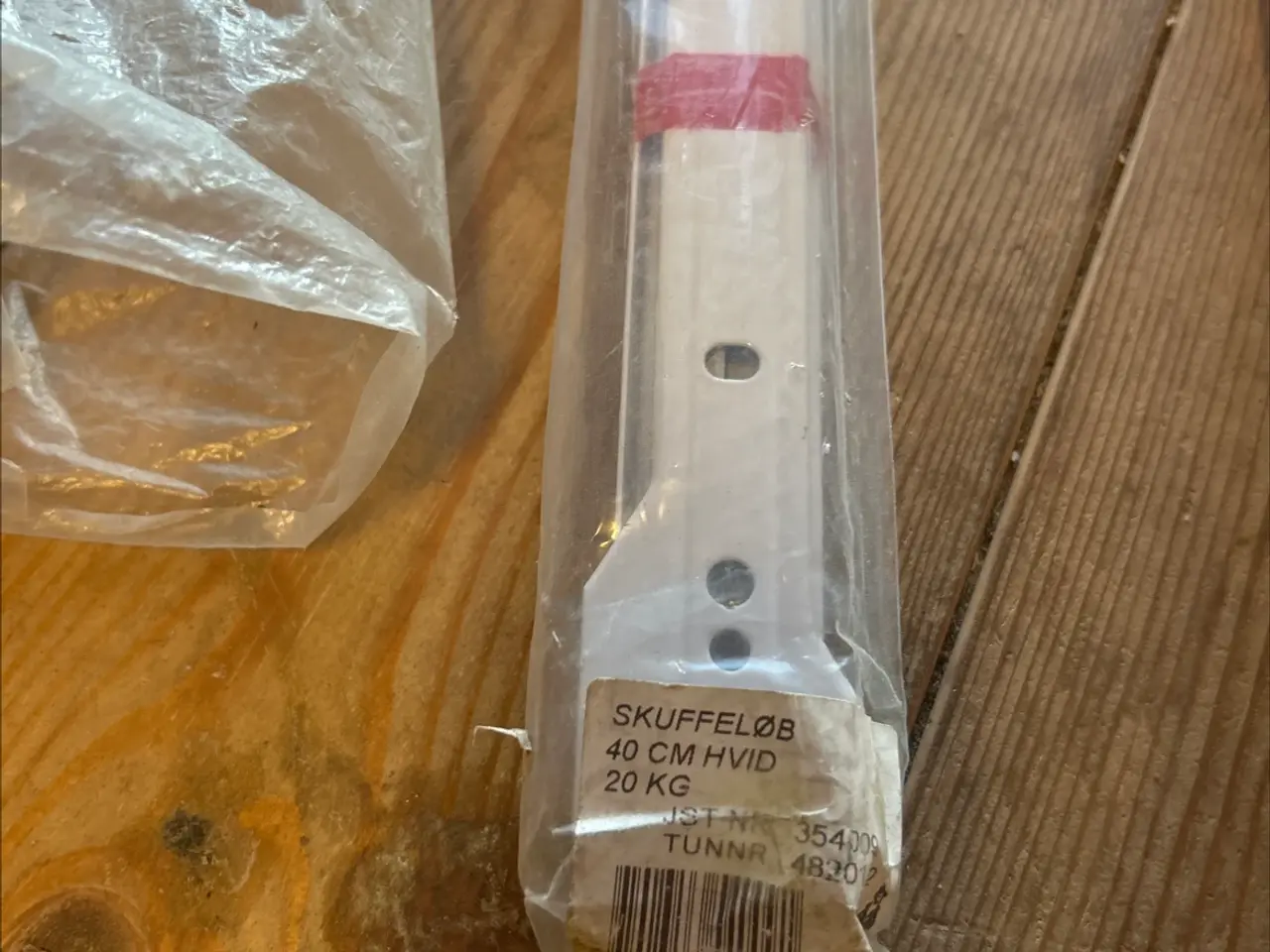 Billede 1 - Skuffeløb, 40 cm, hvid – 20 kg bæreevne