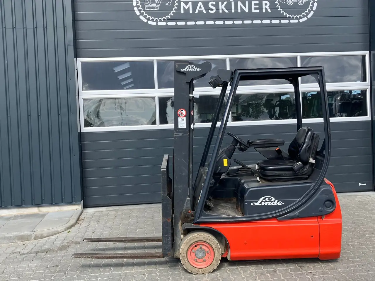 Billede 1 - Linde E14 Linde E14 El truck der kører godt