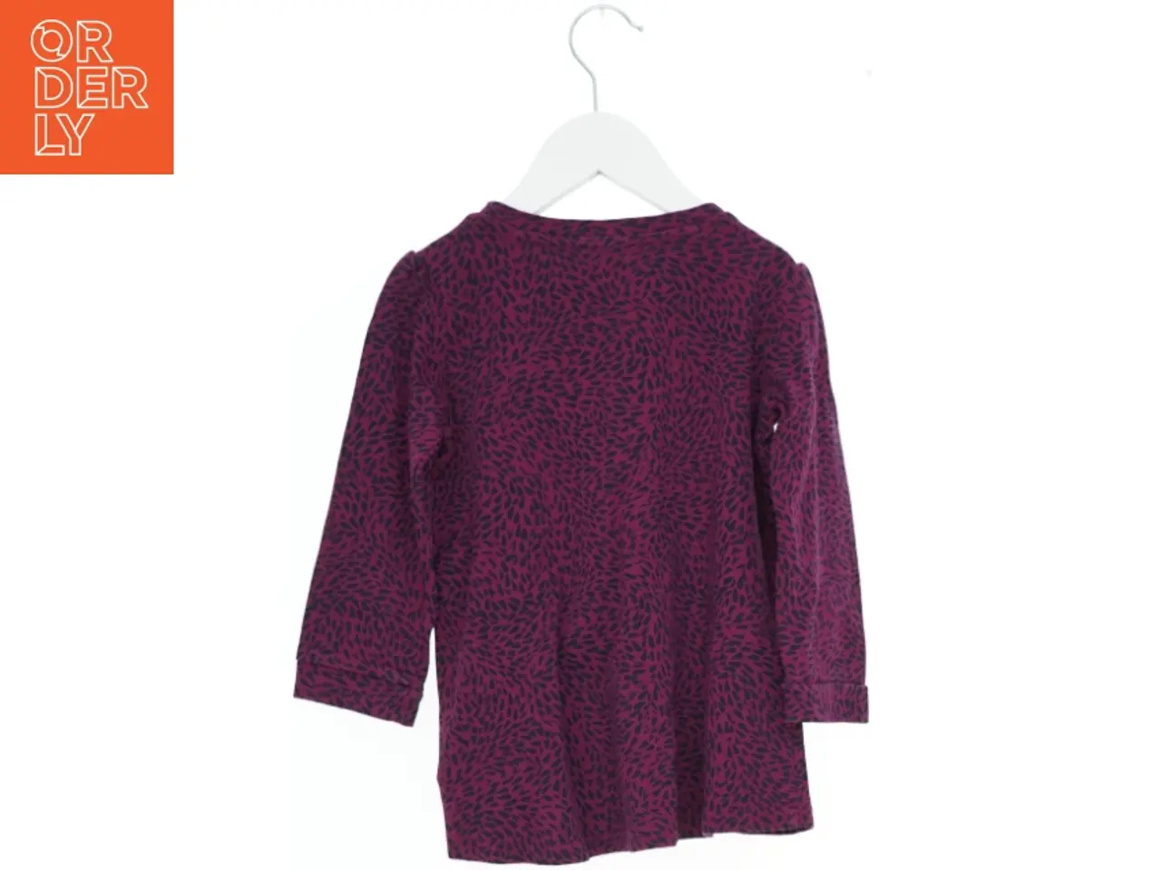 Billede 2 - Bluse fra Hummel (str. 98)
