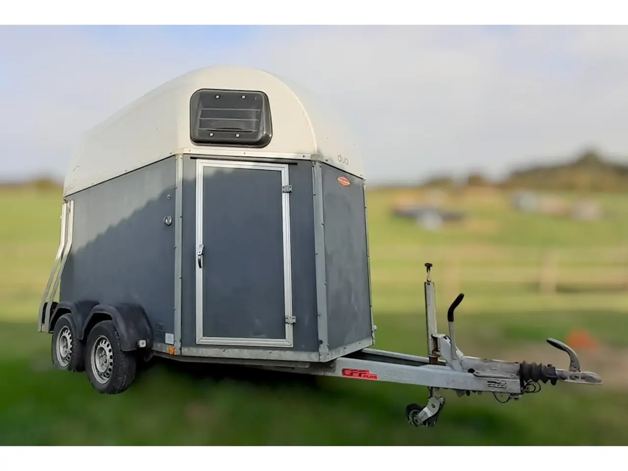 Billede 1 - Duo Esprit m/sadelrum træbund
