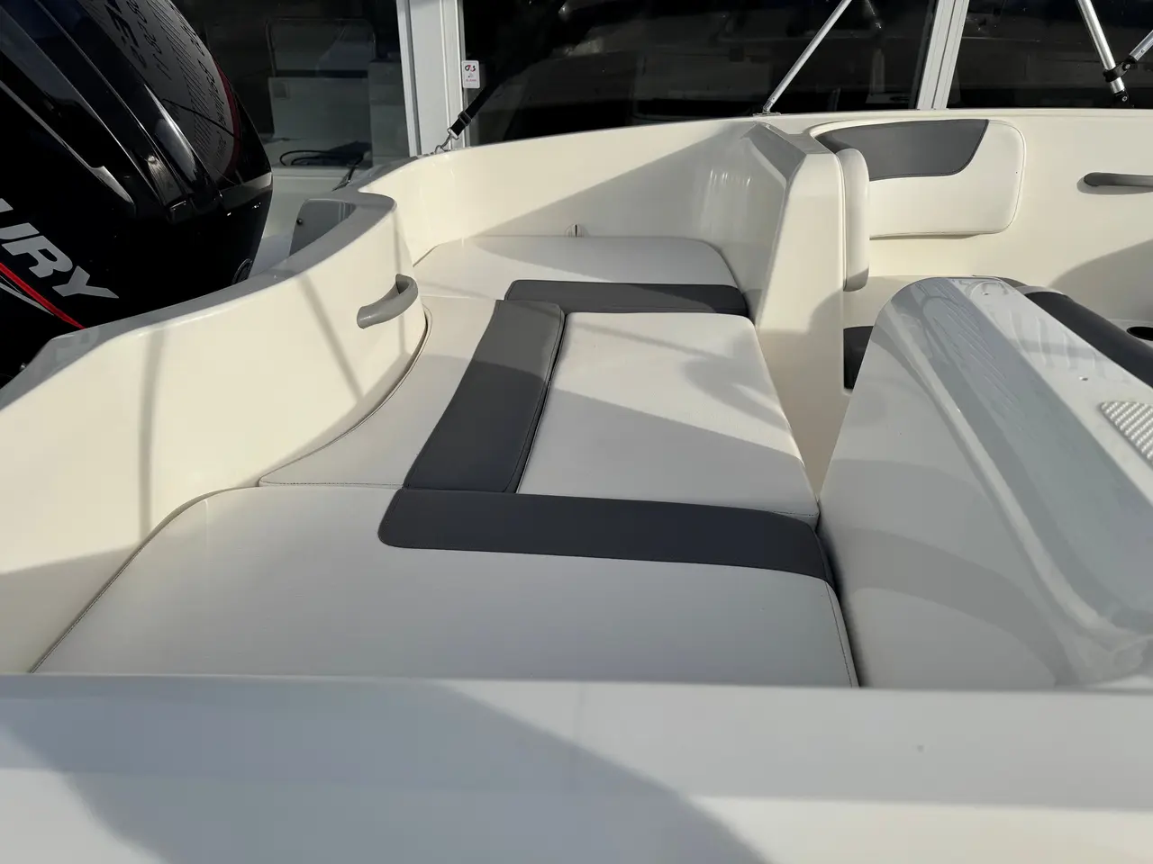 Billede 7 - E5 Element med Mercury 80 hk Merccury-EFI 2,1L og 1350 kg Variant Ocean trailer.