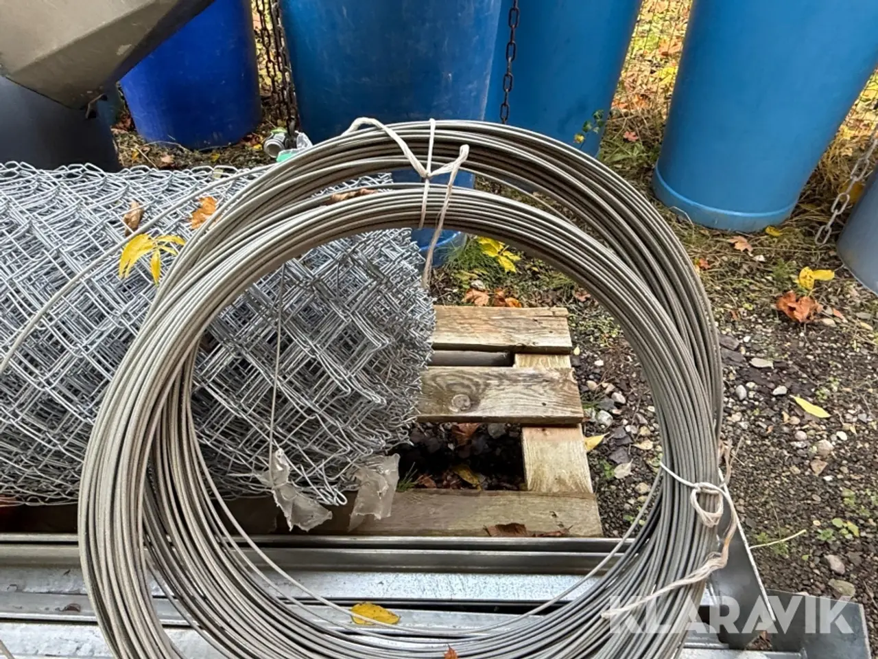 Billede 10 - Trådhegn med stolper & 6 cykel stativer