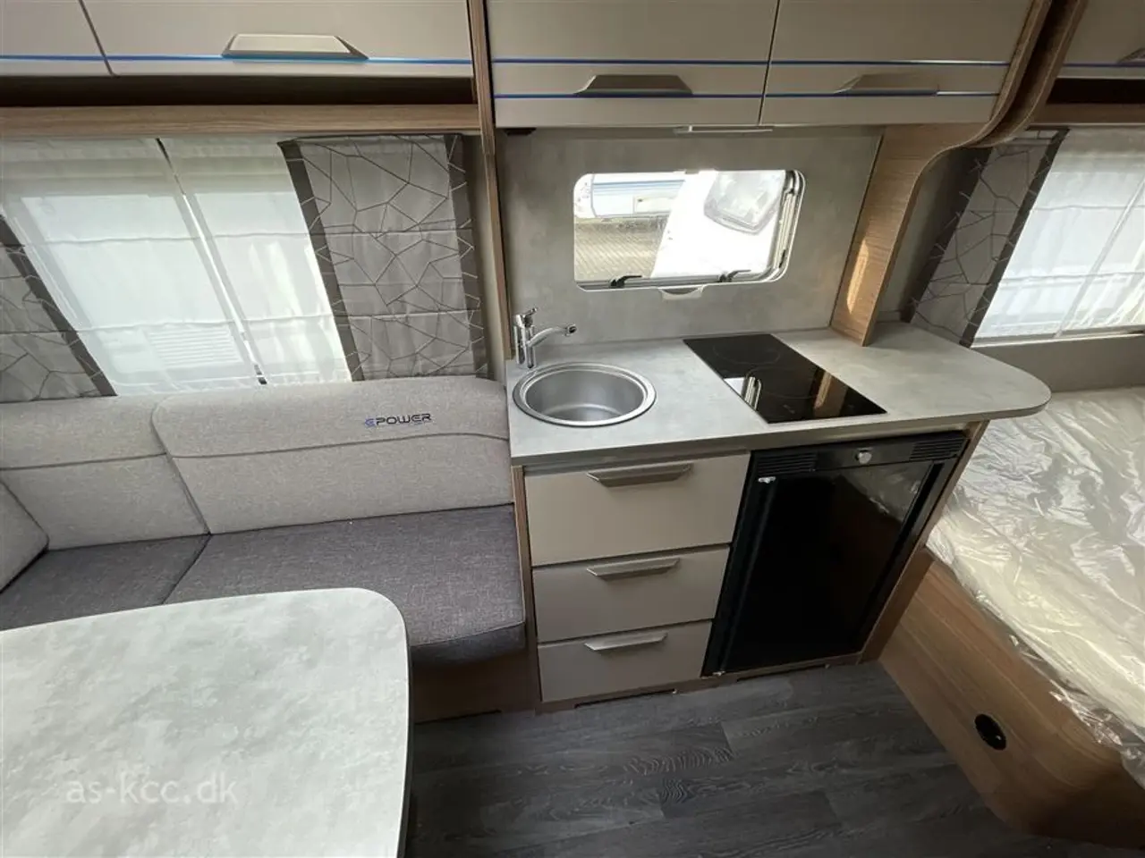 Billede 3 - 2024 - Knaus Sport 450 FU SPORT E POWER SELECTION   Knaus Sport E POWER årg. 2024 4 sovepladser, 4 siddepladser