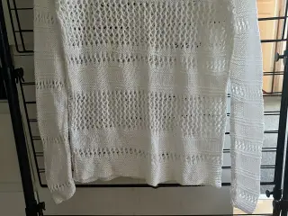 Hjemmestrikket bluse