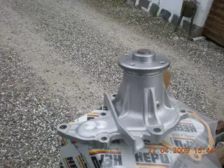 Toyota carina E Vandpumpe