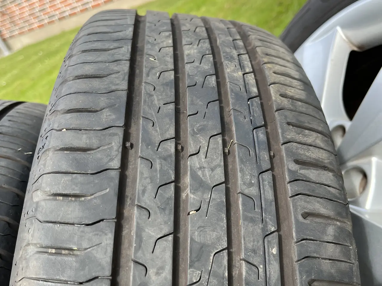 Billede 3 - Skoda Alu fælge inkl. næsten nye Conti dæk.