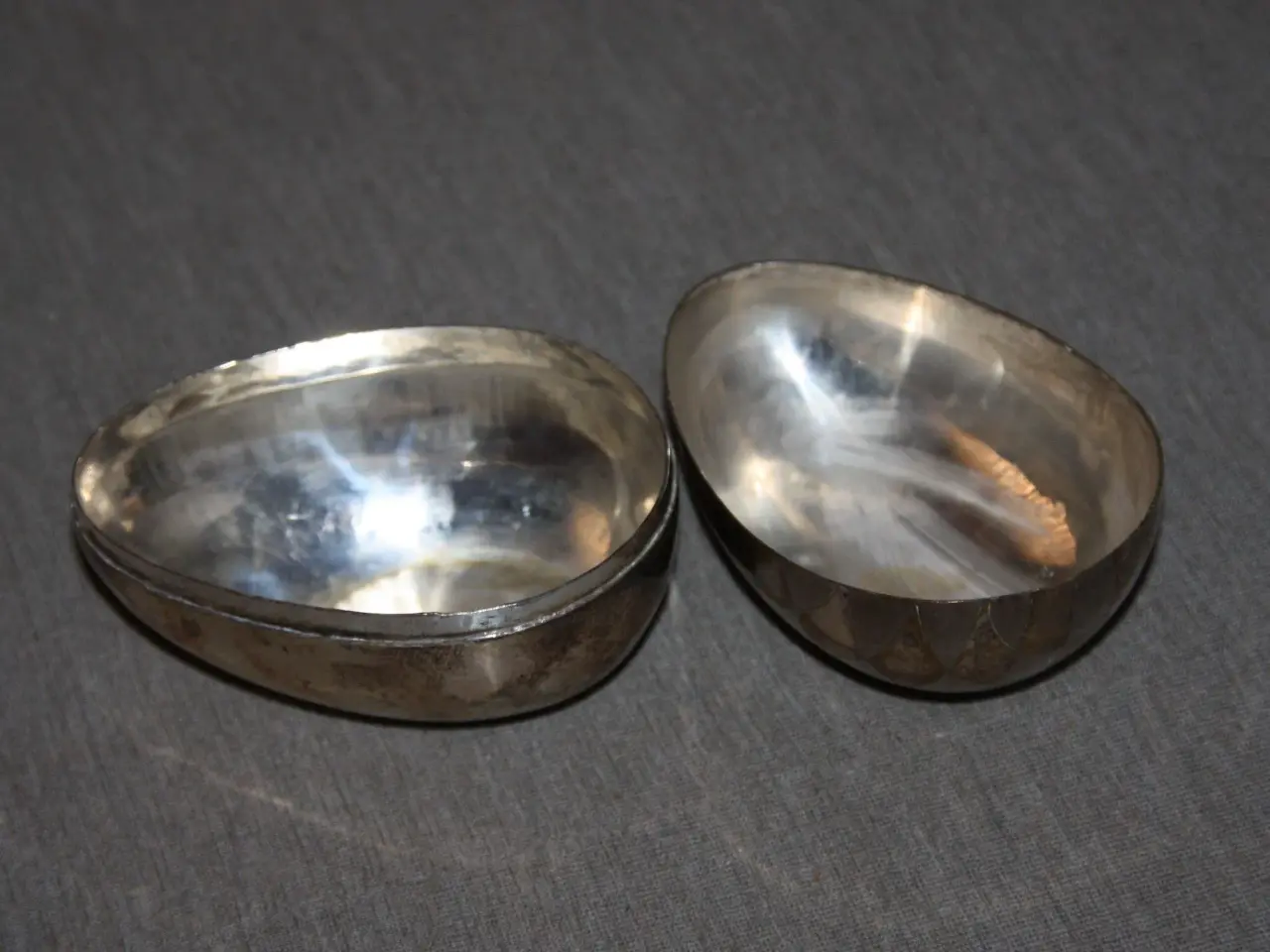 Billede 4 - Påskeæg i metal 11,5 cm x 7,5 cm