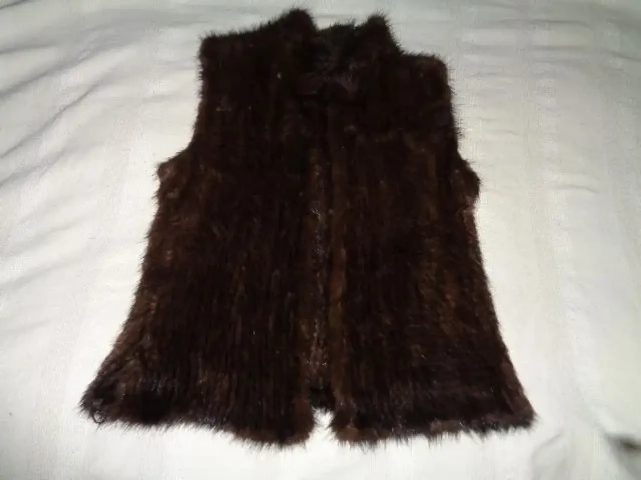 Billede 1 - Mink, strikket vest