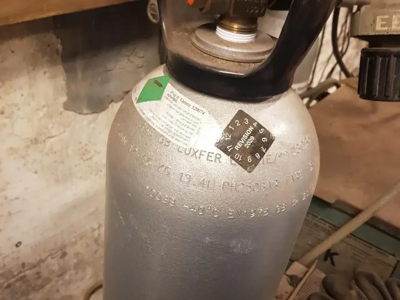Billede 3 - CO2 Svejser + flasker 6 & 10 kg KØBES !.