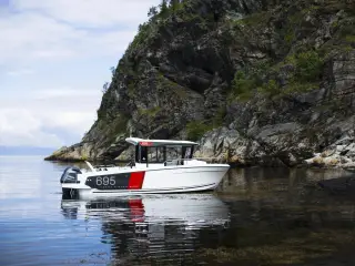 Jeanneau 695 Merry Fisher Sport
