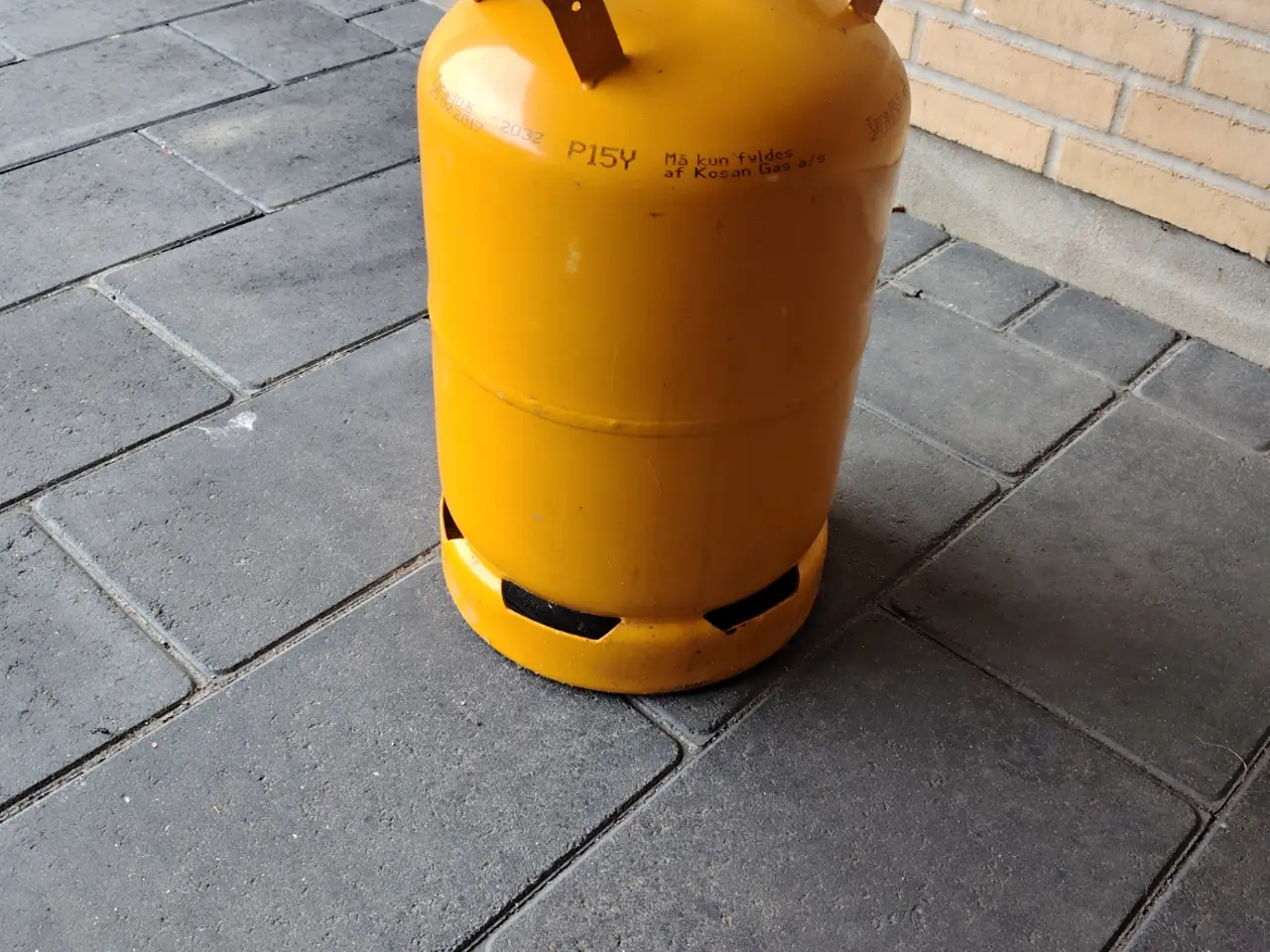 Billede 1 - 11 kg gasflaske med ca 3 kg gas