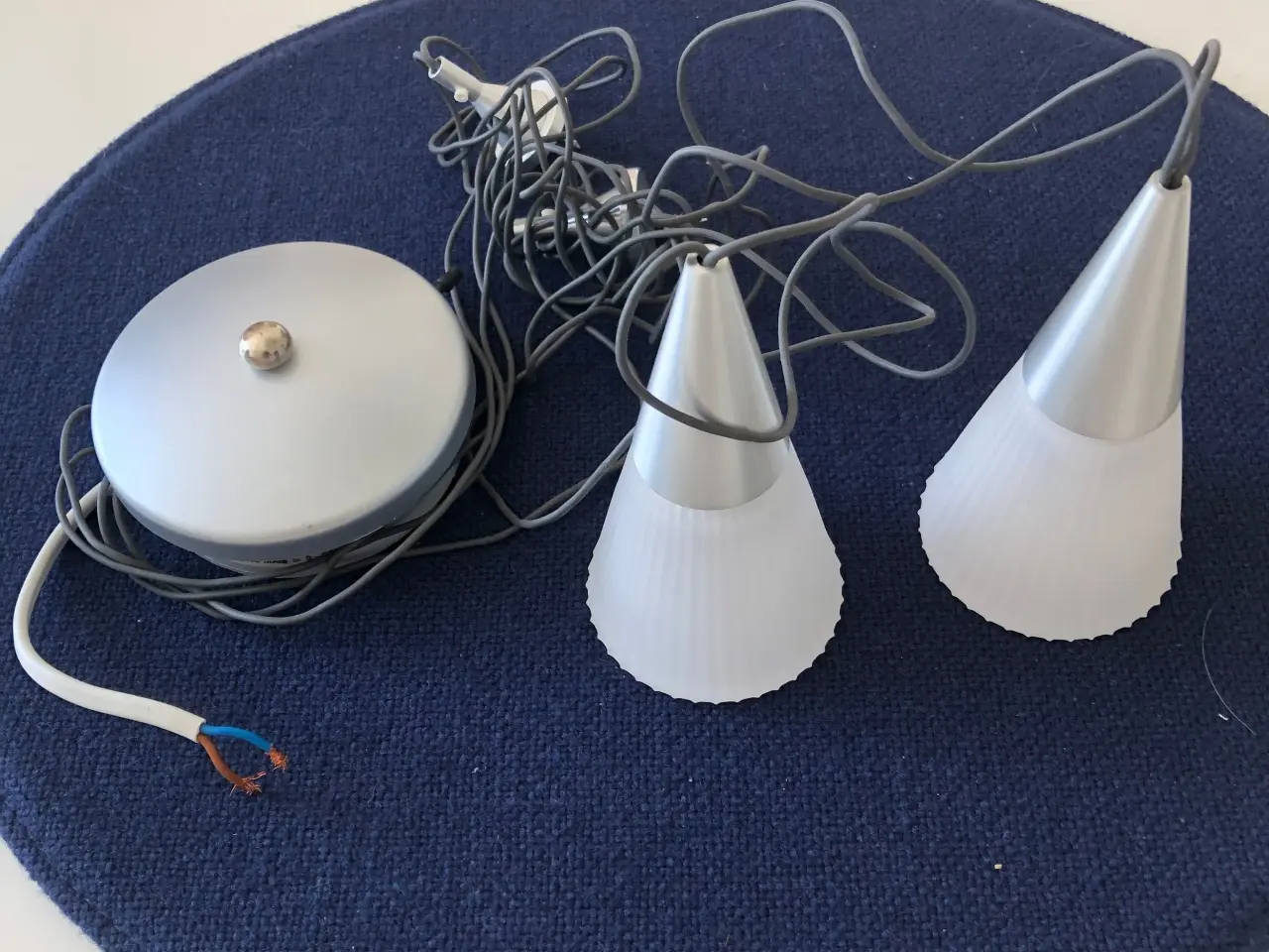 Billede 1 - 2 stk lamper - pendler