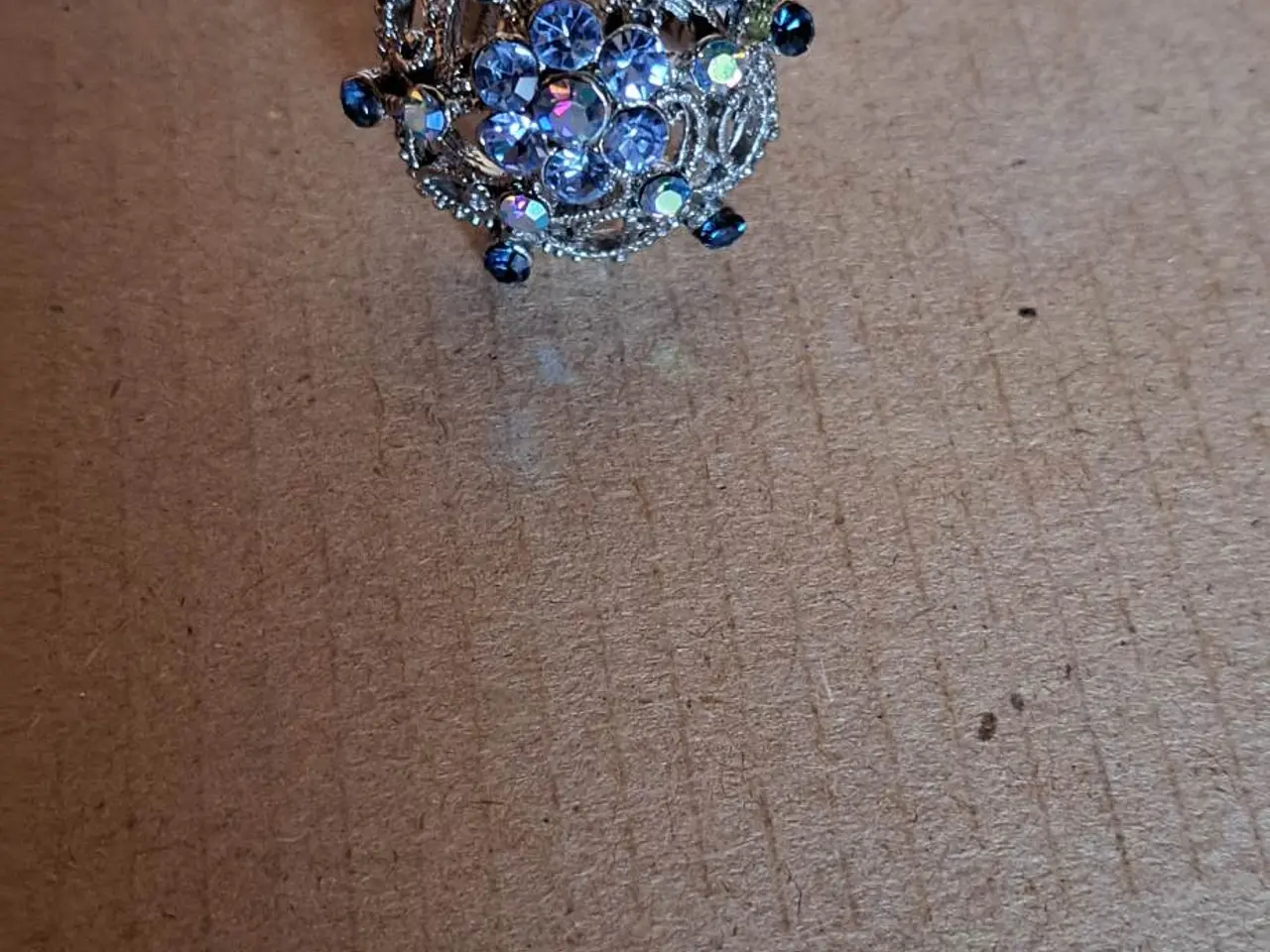Billede 1 - Finger ring forgyldt med sten i