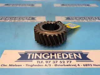 Ford 8260 Tandhjul 5166035